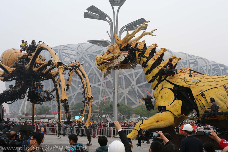 Titanes mecánicos en el Parque Olímpico