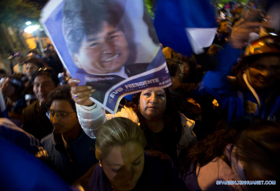 Evo Morales agradece apoyo e instruye a su gabinete a trabajar 