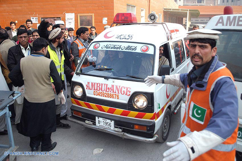 Asciende a 126 cifra de muertos en ataque talibán contra escuela en noroeste de Pakistán