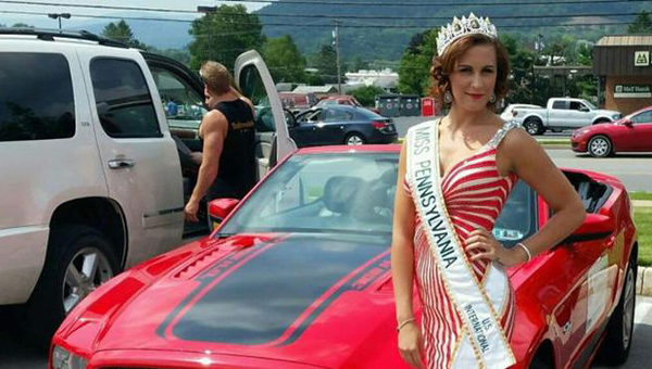 Detienen a miss Pensilvania,Brandi Lee Weaver-Gates, por fingir un cáncer para conseguir miles de dólares