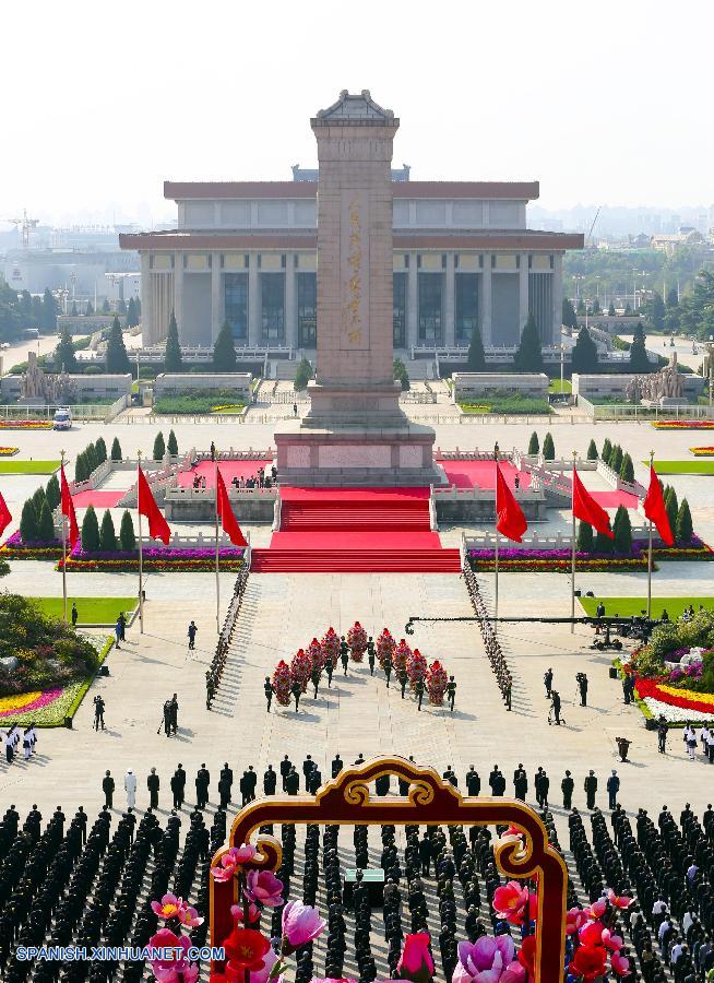 China conmemora Día de los Mártires en Plaza de Tian'anmen