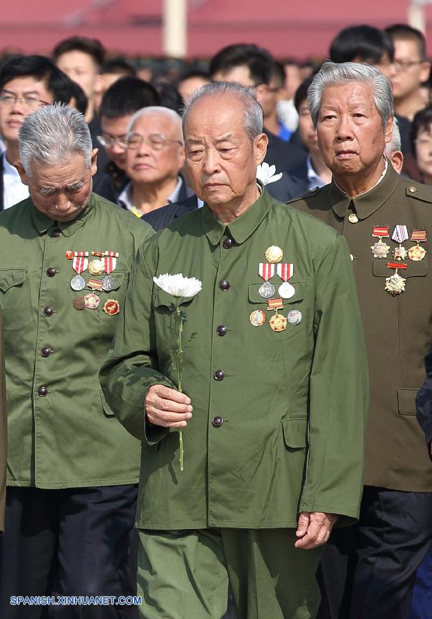 China conmemora Día de los Mártires en Plaza de Tian'anmen