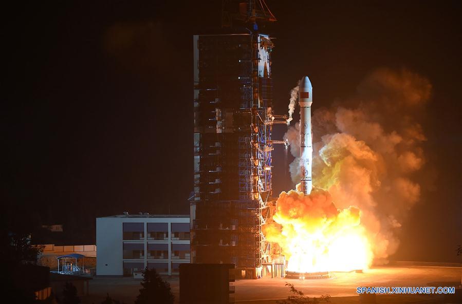 China lanza nuevo satélite de comunicaciones