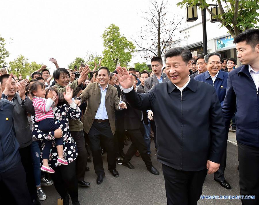 Presidente Xi urge al PCCh y al gobierno a elaborar medidas que atiendan las demandas del pueblo