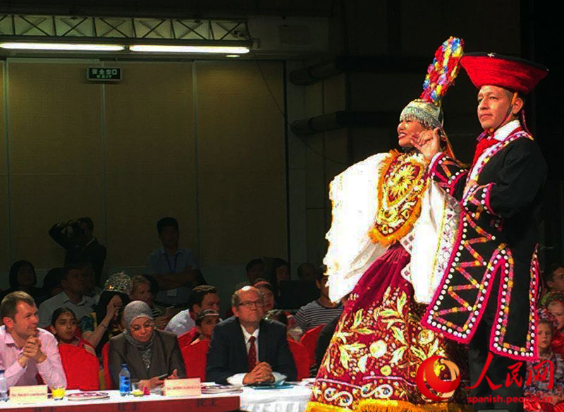 Perú ganó el premio al mejor traje. (Foto: YAC)