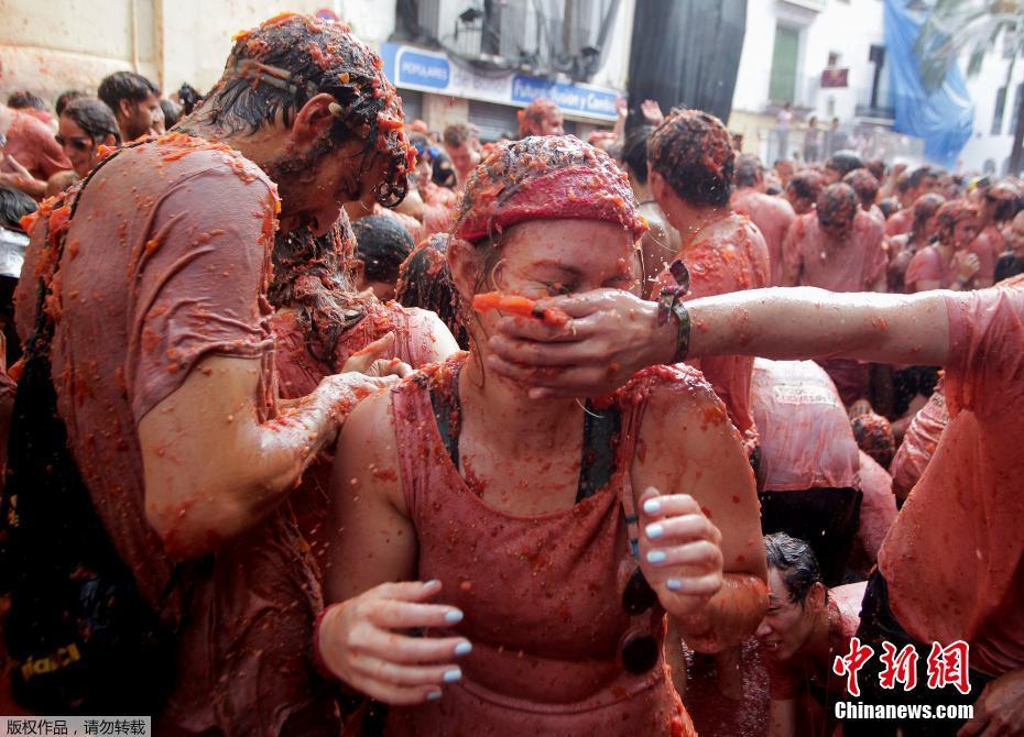 La Tomatina en Bu?ol, Espa?a