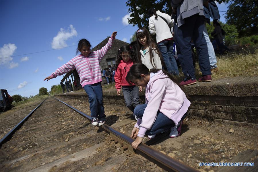 "Un Pueblo al Solís" en Uruguay