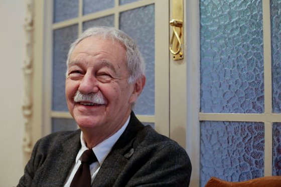 El escritor Eduardo Mendoza gana el premio Cervantes 2016