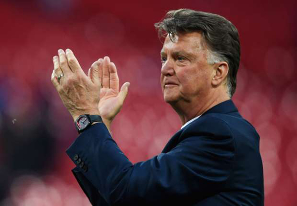 Van Gaal anuncia su retirada