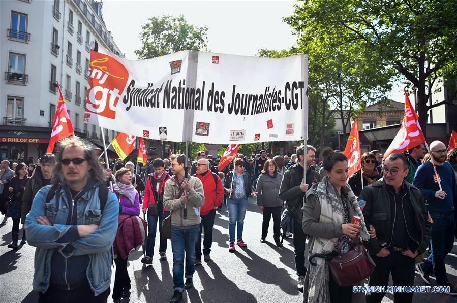 Violencia en mitin de Primero de Mayo en París deja 4 policías heridos