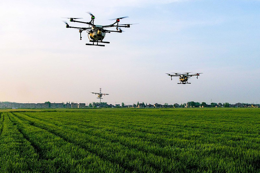 Los drones dirigen la agricultura inteligente