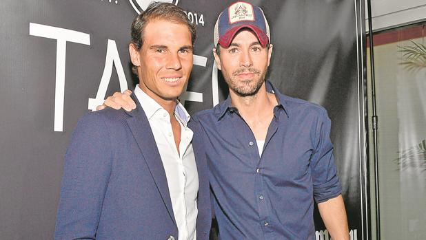 Enrique Iglesias inaugura su restaurante de Ibiza tras polémica