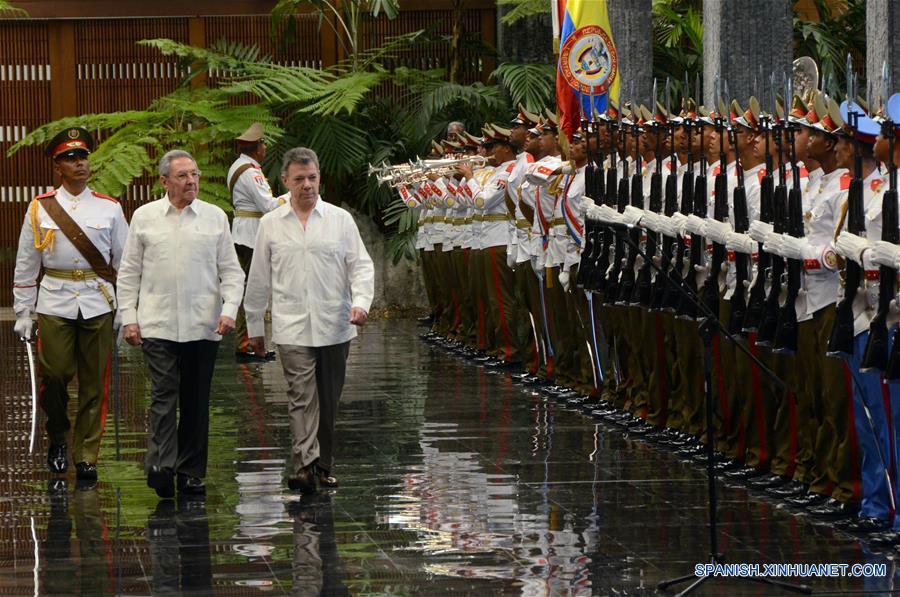 Presidentes de Cuba y Colombia dialogan en La Habana