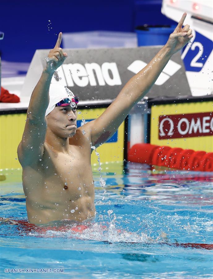 Sun Yang de China obtiene primer título en 200m estilo libre en Campeonato Mundial