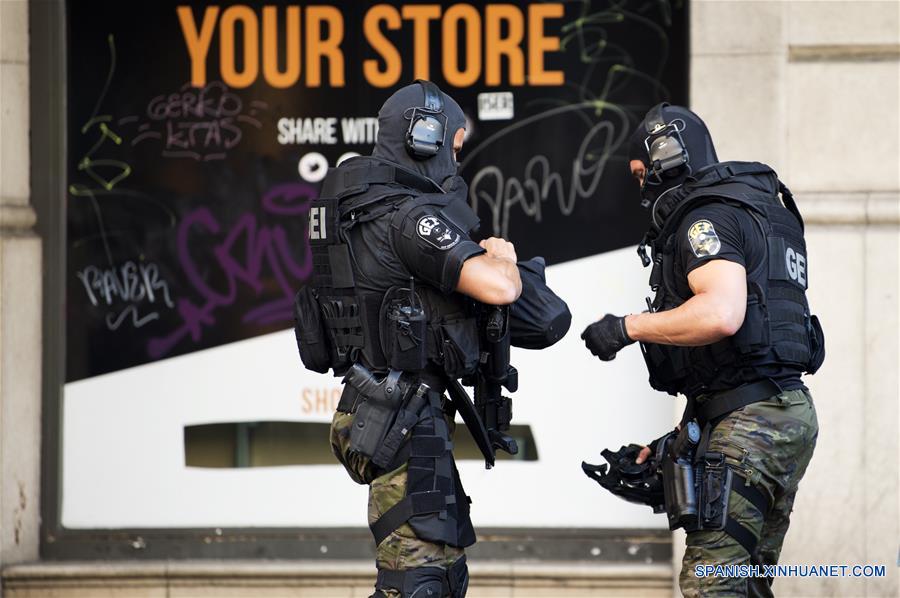 Ataque terrorista en Barcelona deja 13 muertos