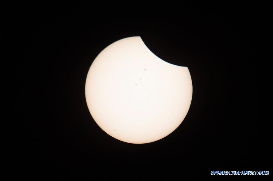 Eclipse solar total recorre EEUU de costa a costa