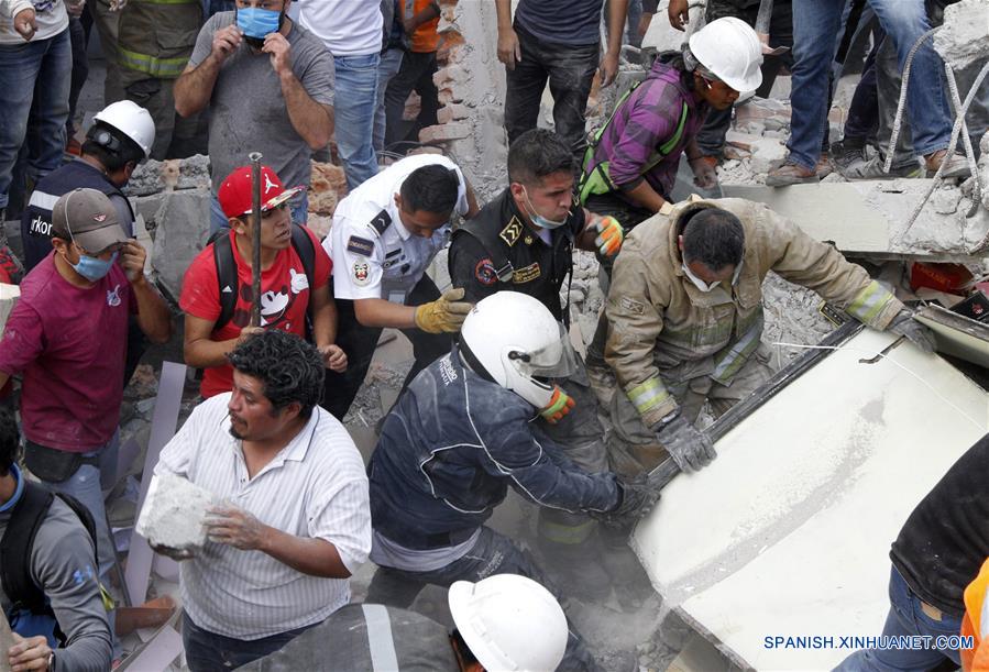 Suman 108 los muertos por terremoto en México