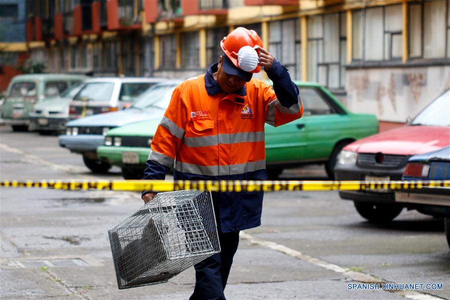 México eleva a 360 cifra de muertos por terremoto en en centro del país