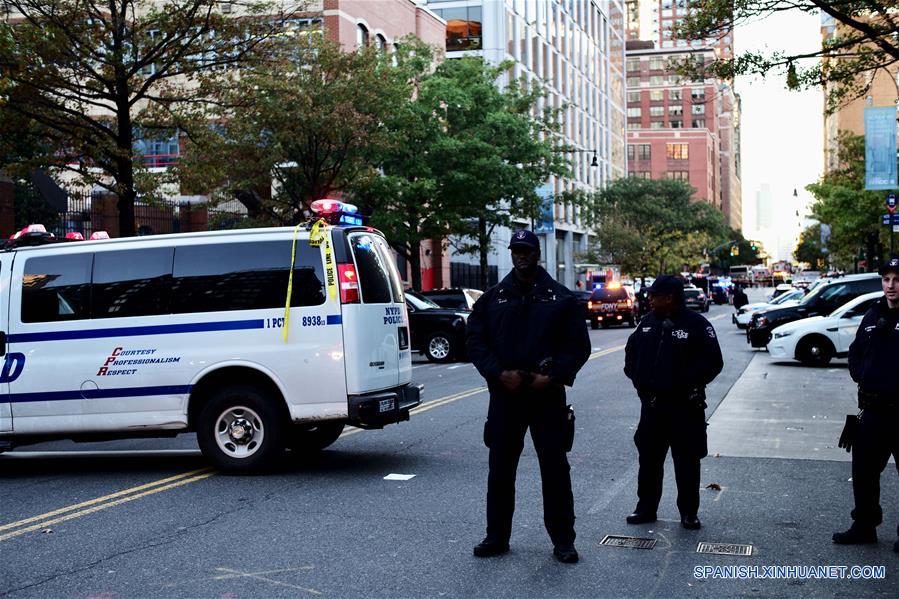 Mueren ocho por "acto de terror" en ciudad de Nueva York