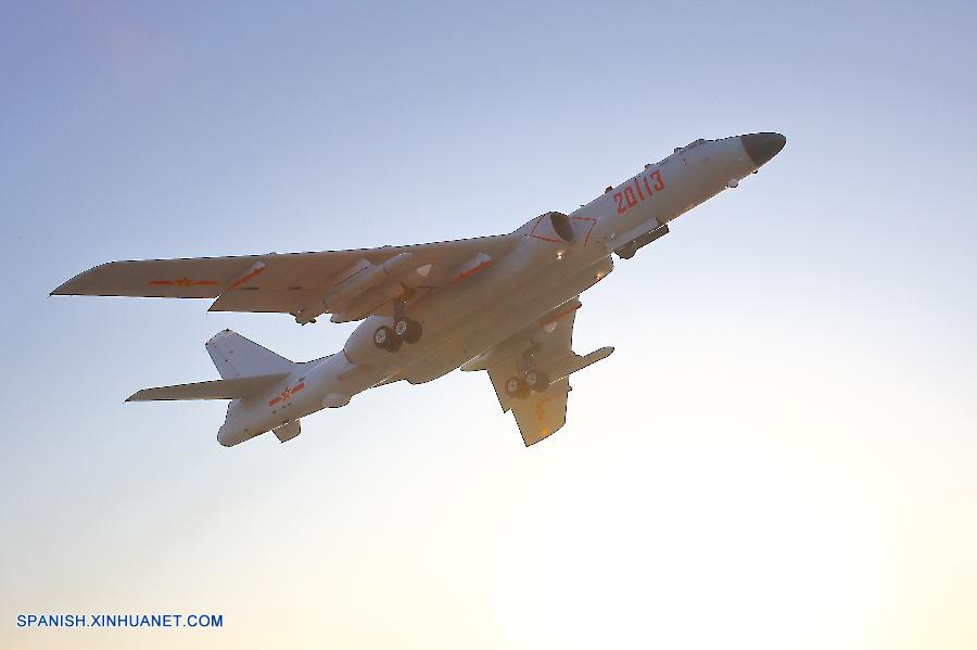 Aviones de la fuerza aérea china vuelan por primera vez sobre estrecho de Tsushima