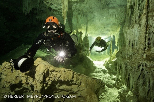 Descubren el sitio arqueológico sumergido más grande del mundo