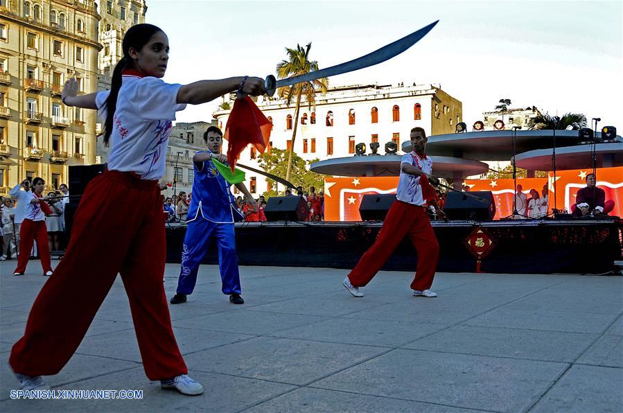 Celebran llegada de A?o Nuevo chino en Cuba con colorido espectáculo cultural