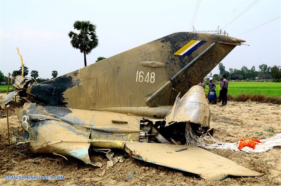 Se estrella avión de combate de Myanmar en vuelo de entrenamiento