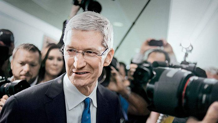 8. Tim Cook               Empresa: Apple Inc