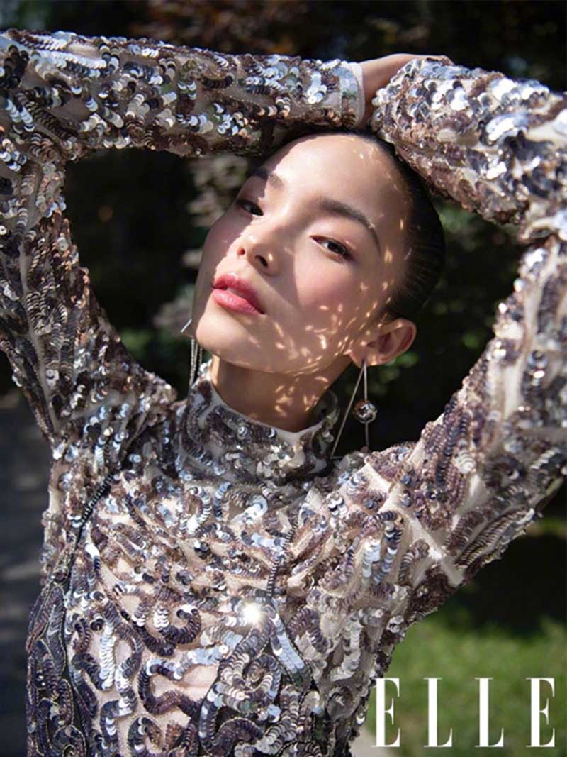 La supermodelo Ju Xiaowen es portada de una revista de moda