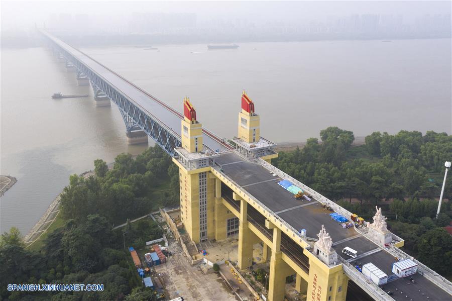 La renovación del primer puente dise?ado por China en Nanjing