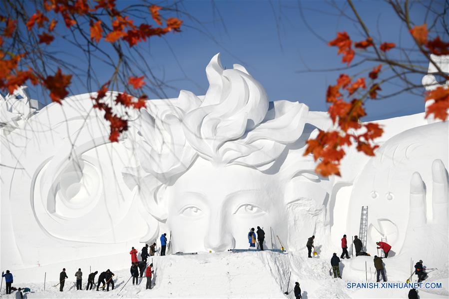 Exposiciones de Arte de Escultura de Nieve Isla del Sol