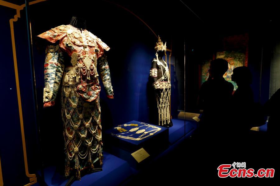 Tesoros del Vaticano en exhibición en el Museo de Palacio de Beijing