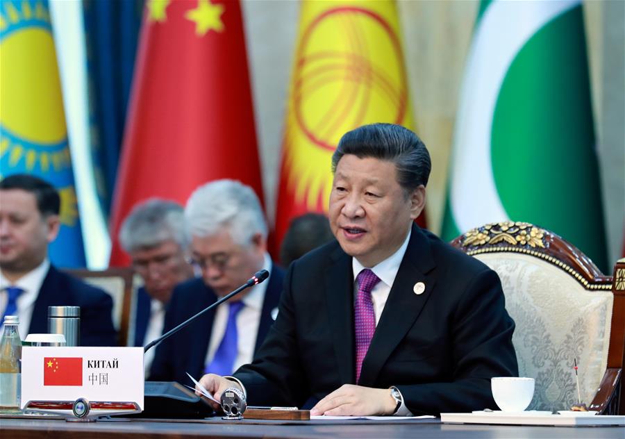 BISHKEK, 14 junio, 2019 (Xinhua) -- El presidente chino, Xi Jinping, pronuncia un discurso en la 19a reunión del Consejo de Jefes de Estado de la Organización de Cooperación de Shanghai (OCS), en Bishkek, Kirguistán, el 14 de junio de 2019. (Xinhua/Ding Lin)