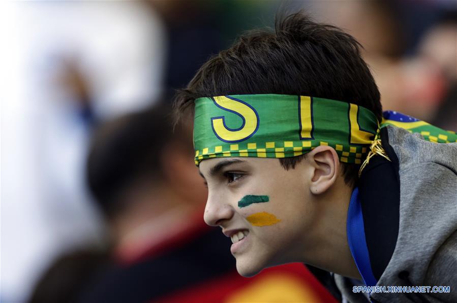 RIO DE JANEIRO, 7 julio, 2019 (Xinhua) -- Un ni?o aficionado de Brasil reacciona previo al partido correspondiente a la final de la Copa América 2019, ante Perú, celebrado en el Estadio Maracaná, en Río de Janeiro, Brasil, el 7 de julio de 2019. (Xinhua/Francisco Ca?edo)