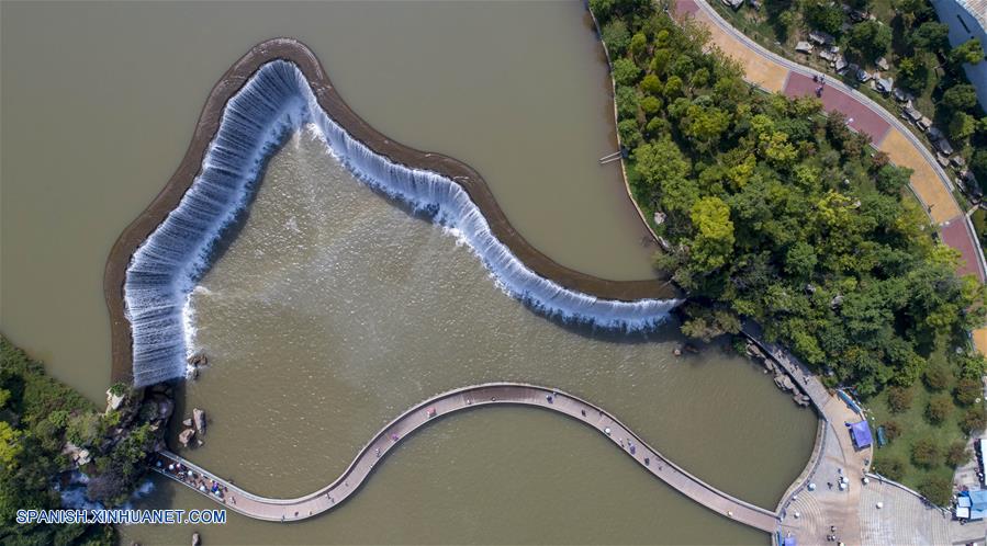 Yunnan: Vista aérea del paisaje en Kunming