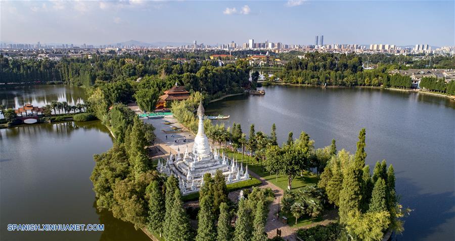 Yunnan: Vista aérea del paisaje en Kunming