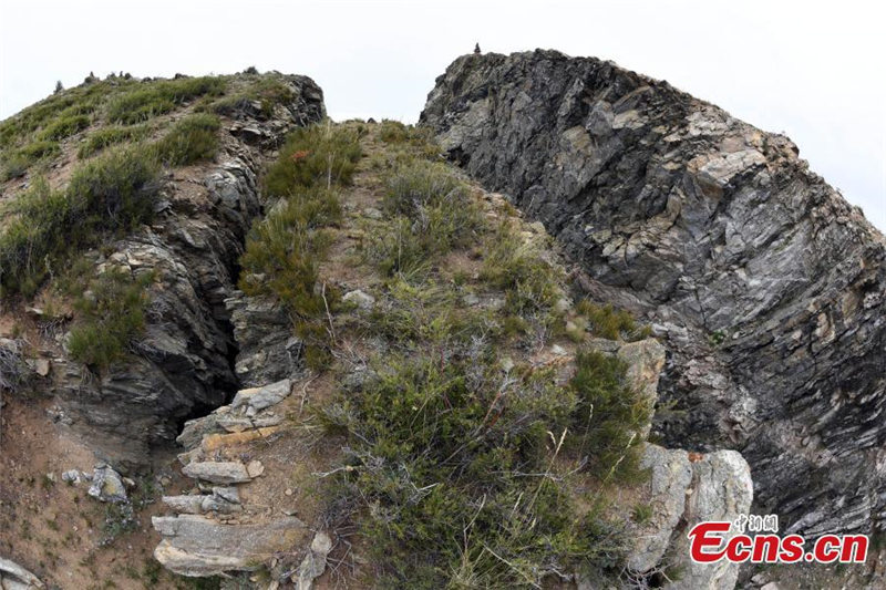 Ruinas de un terremoto forman parte del Geo-parque Nacional Koktokay de Xinjiang