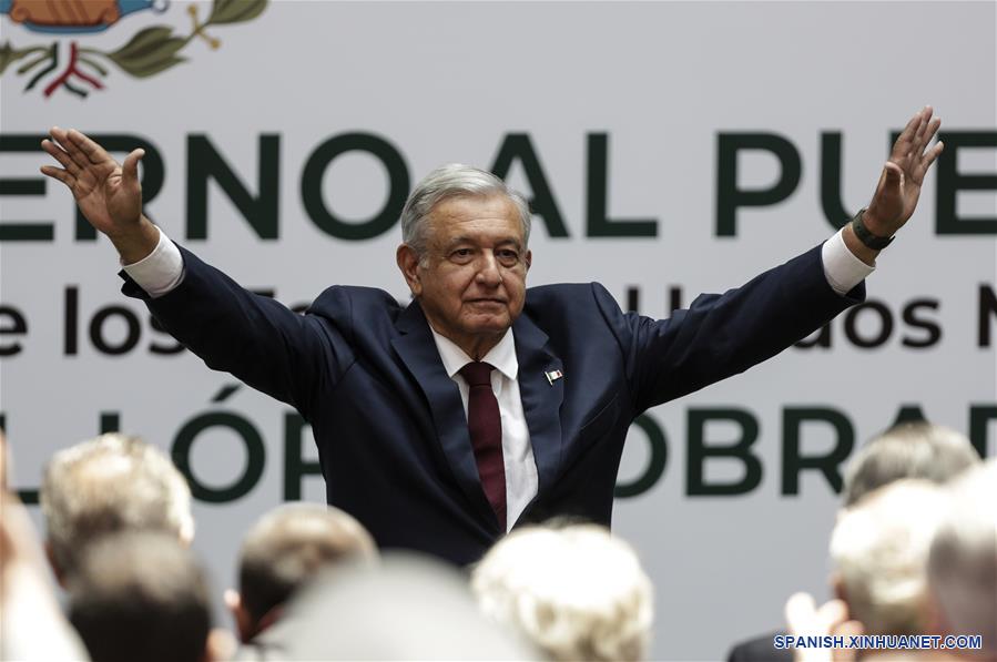 El presidente mexicano, Andrés Manuel López Obrador, reacciona durante su Primer Informe de Gobierno, en Palacio Nacional, en la Ciudad de México, capital de México, el 1 de septiembre de 2019. El presidente de México, Andrés Manuel López Obrador, llamó el domingo al Congreso para que cancele el fuero a servidores públicos y apruebe la reforma constitucional que envió para instaurar la revocación de mandato. (Xinhua/Francisco Ca?edo)