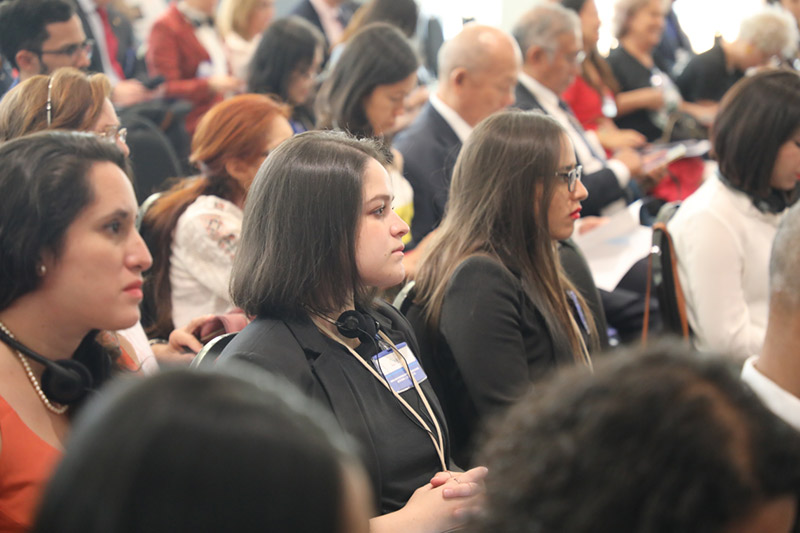 En el Foro de Intercambios Humanísticos de los BRICS celebrado el 13 de noviembre, los participantes de los países BRICS escuchan atentamente. Por Zhao Yipu, Diario del Pueblo.