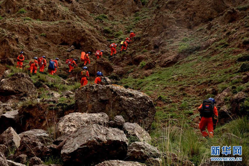 21 corredores mueren en condiciones climáticas extremas durante una carrera de monta?a