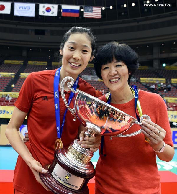 La legendaria Lang Ping renuncia como entrenadora del equipo de voleibol femenino