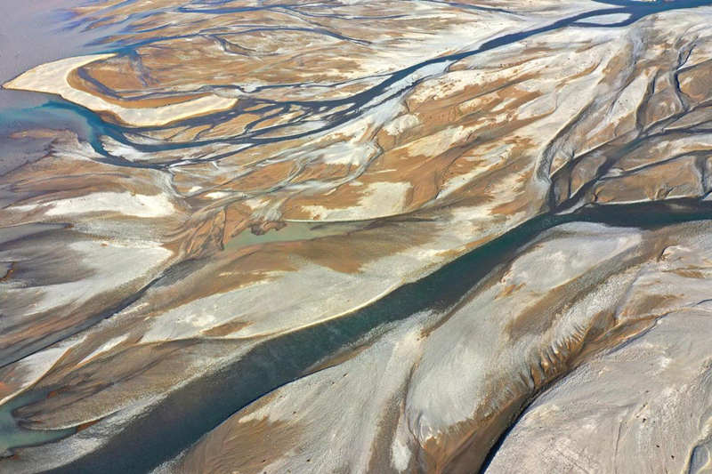 Donde el lago y el río se abrazan, la belleza reina