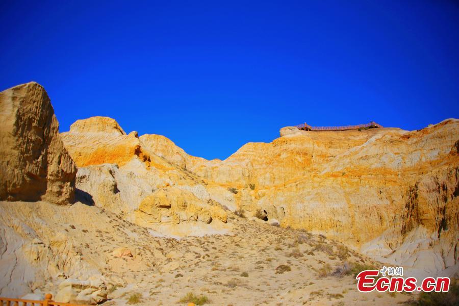 “Ciudad del Diablo” en Xinjiang: cautivadora atracción turística de paisaje raro