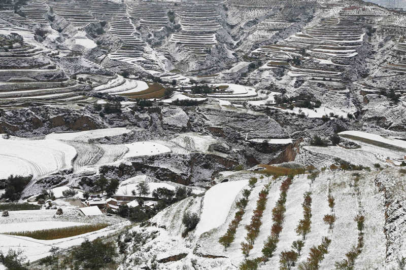 El aire invernal convierte a Gansu en un paisaje nevado