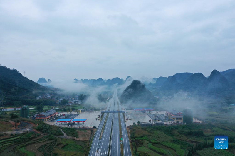 Autopista Guangxi Guilin-Liucheng pronto abrirá al tráfico