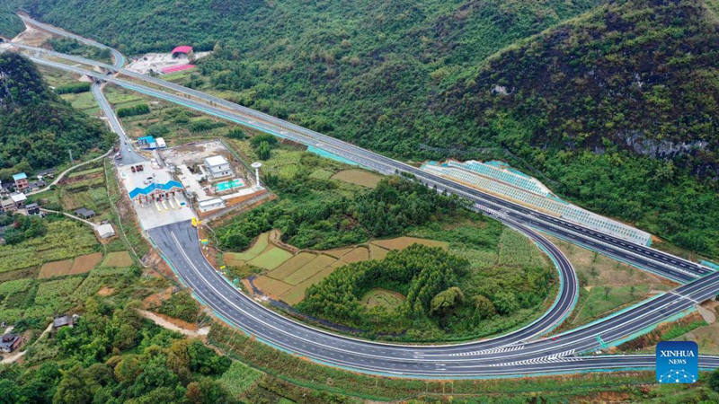 Autopista Guangxi Guilin-Liucheng pronto abrirá al tráfico