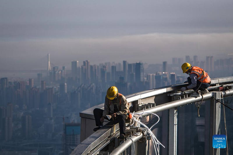 Centro de Greenland en Wuhan entra en su etapa final de construcción