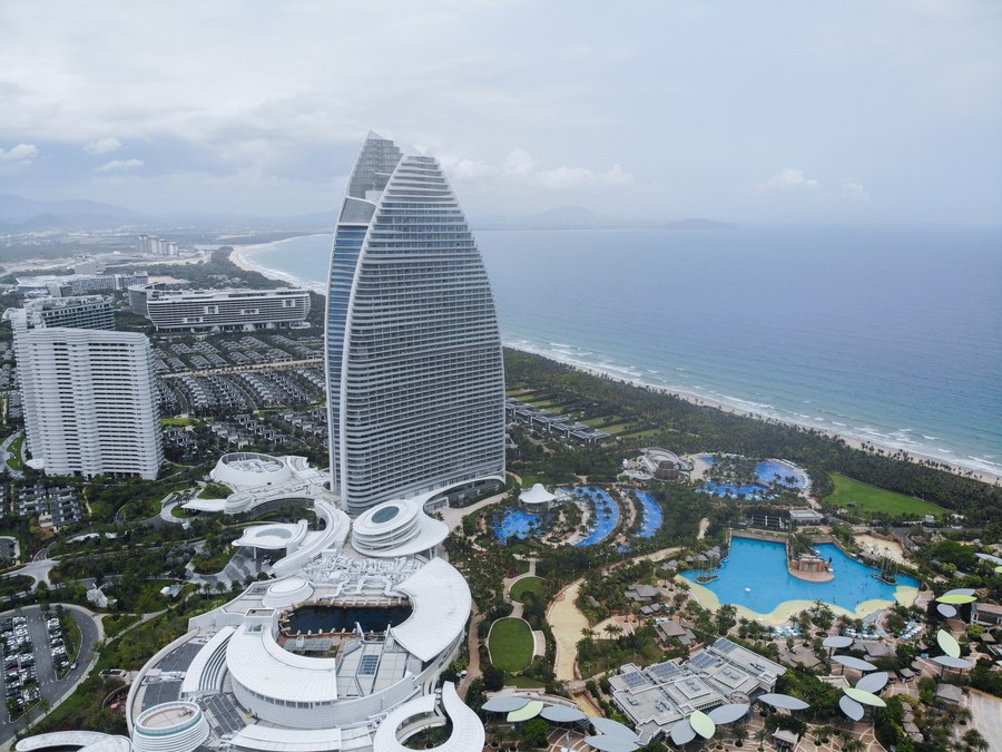 Foto aérea tomada el 4 de abril del 2020 que muestra el complejo Atlantis en Sanya, provincia de Hainan. [Foto: Xinhua]