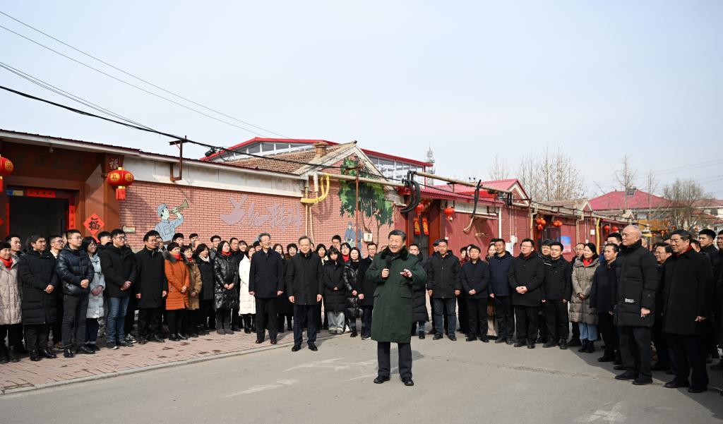 Xi extiende saludos a todos los chinos por la Fiesta de Primavera