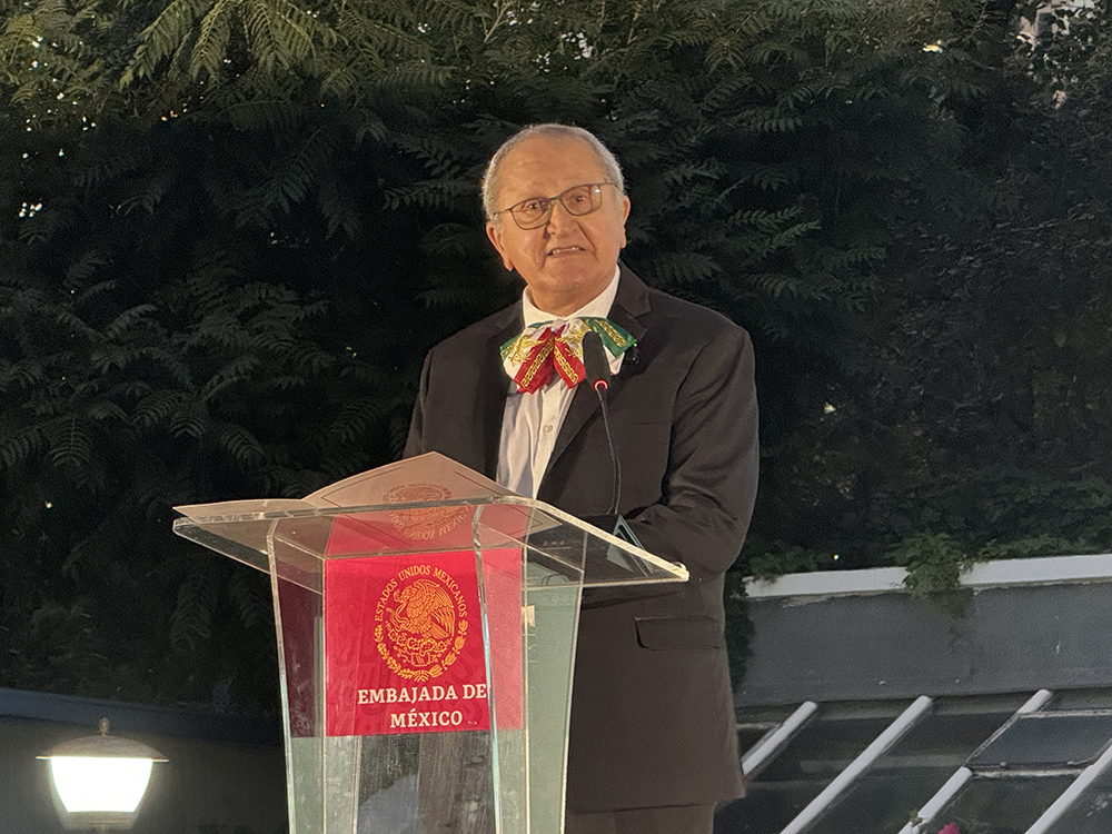 El embajador de México en China, Jesús Seade, dio un discurso en la recepción con motivo del 214o Aniversario de la Independencia de los Estados Unidos Mexicanos. (Foto: Wu Siuan/Diario del Pueblo digital)